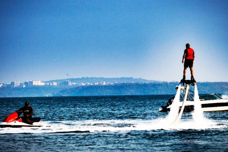 Flyboarding in dubai