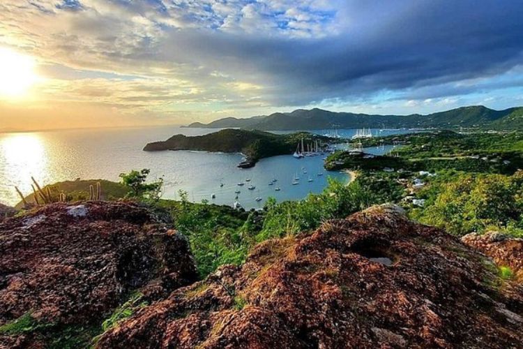 Antigua & Barbuda
