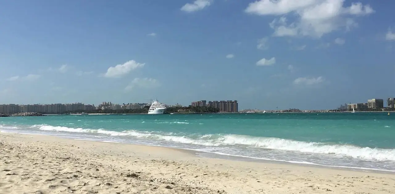 secret beaches in dubai