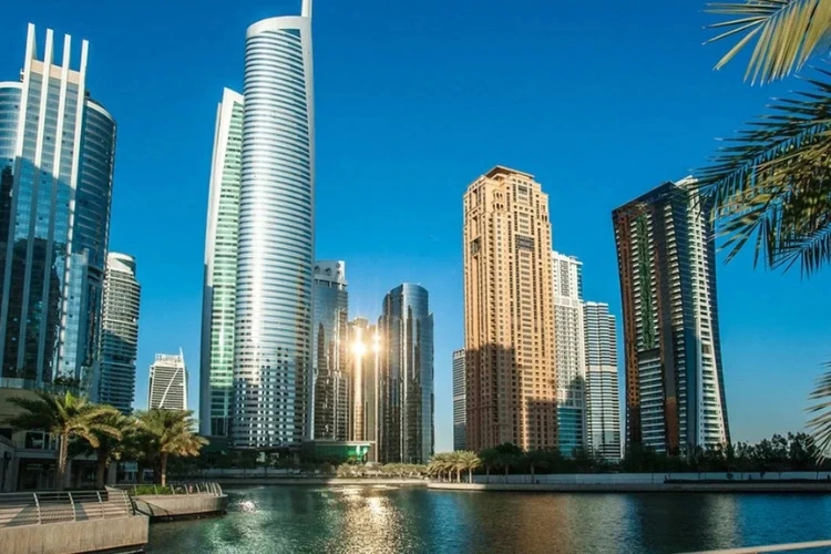 Jumeirah Lakes Towers