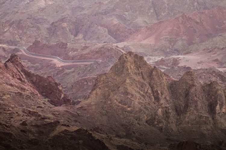 Wadi Bih (Ras Al Khaimah to Fujairah) hiking