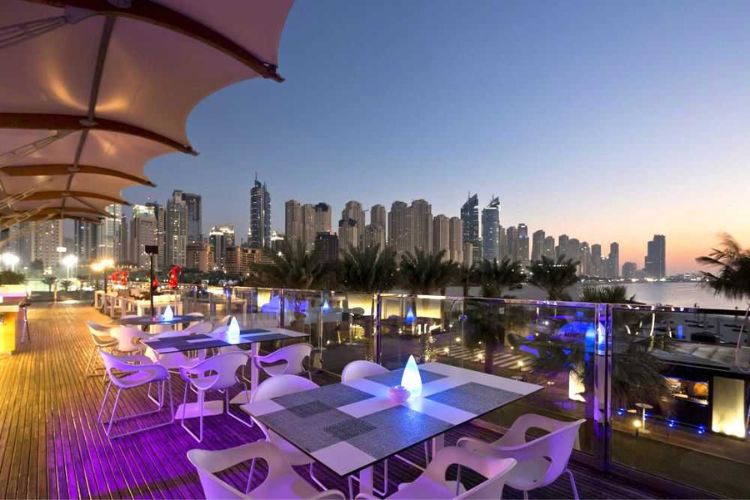 zero gravity dubai. outdoor restaurants in dubai