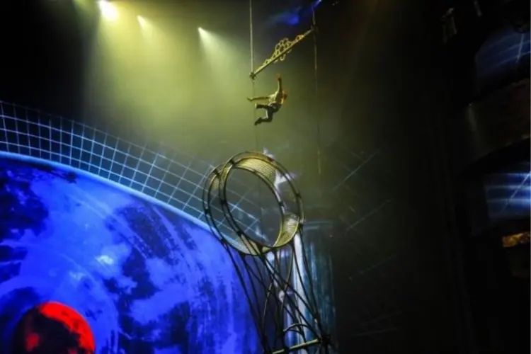 Story Behind the Show La Perle by Dragone