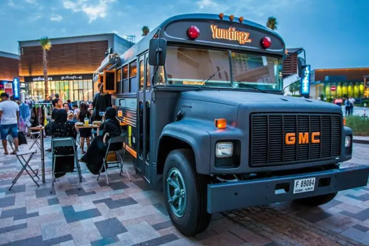 Yumtingz food truck in dubai