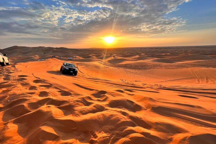 uae national day Desert Safaris and Dune Bashing