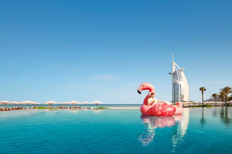 Getting Around Dubai as a Solo Female Traveler