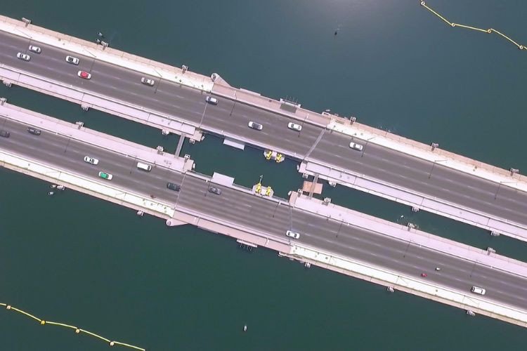 floating bridge dubai